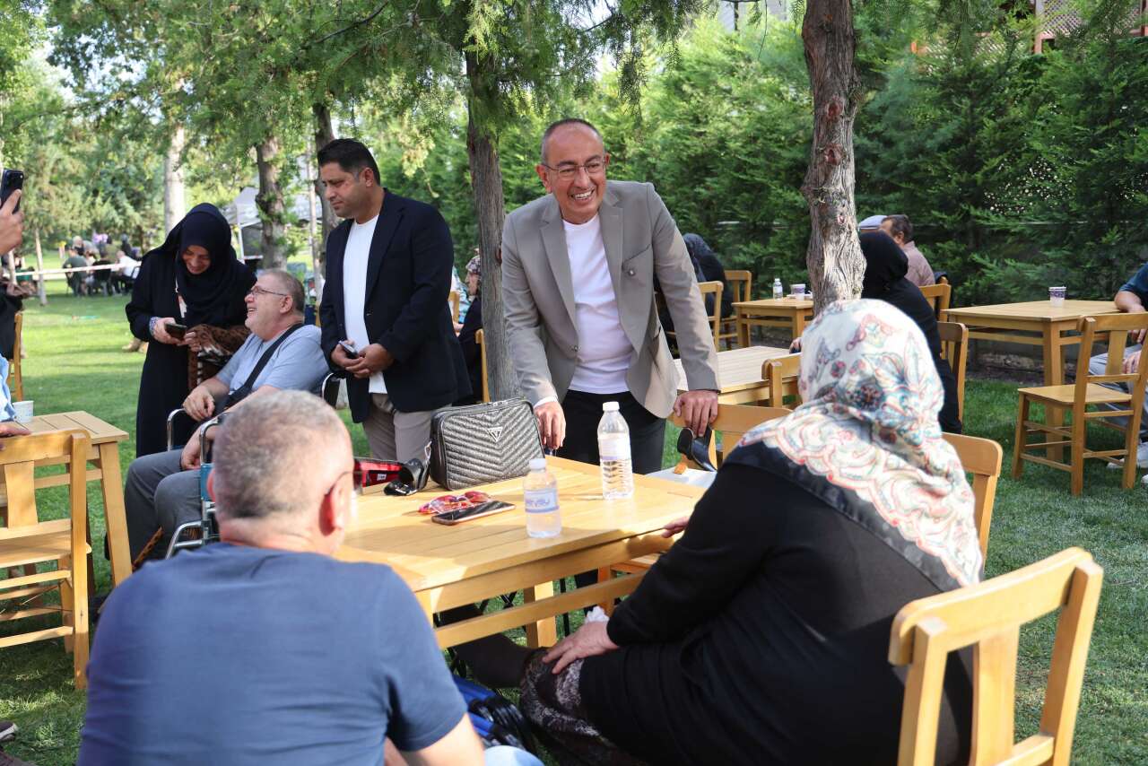 Konya’da geçmişin Meram’ı yeniden yaşandı! Pekmez kokusu şehri sardı 4